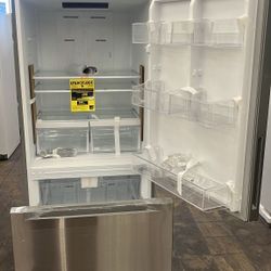 VISSANI MDBF18SS 18.7 cu. ft. Bottom Freezer Refrigerator H7