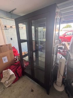China cabinet- like new