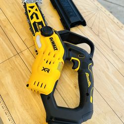 DEWALT 20V MAX 8 in. Battery Powered Pruning Chainsaw 