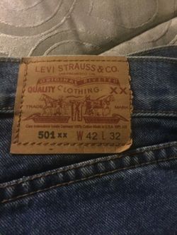 Levis jeans