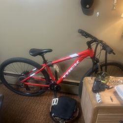 Trek Marlin 5 