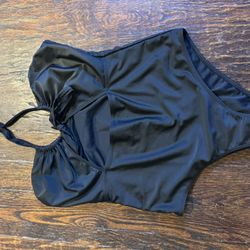 SHEIN Black One-Piece Swimsuit (1XL)