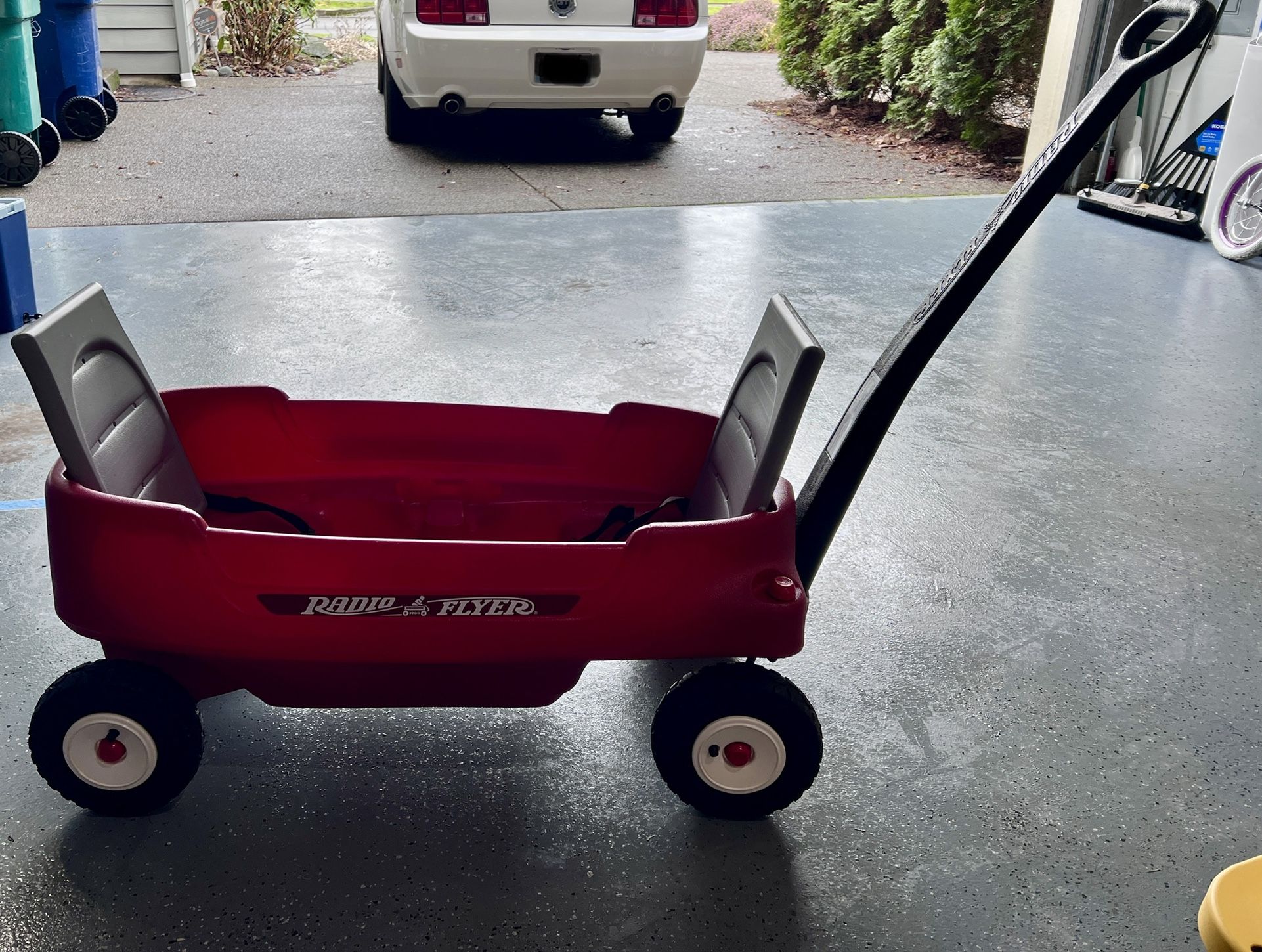 RADIO FLYER Wagon