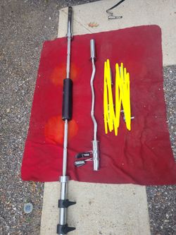 OLYMPIC BARS  2" HOLE    
7' STRAIGHT BAR 
EZ-CURL BAR 
11525 S HALSTED/7111.S WESTERN 
90$  CASH ONLY AS IS