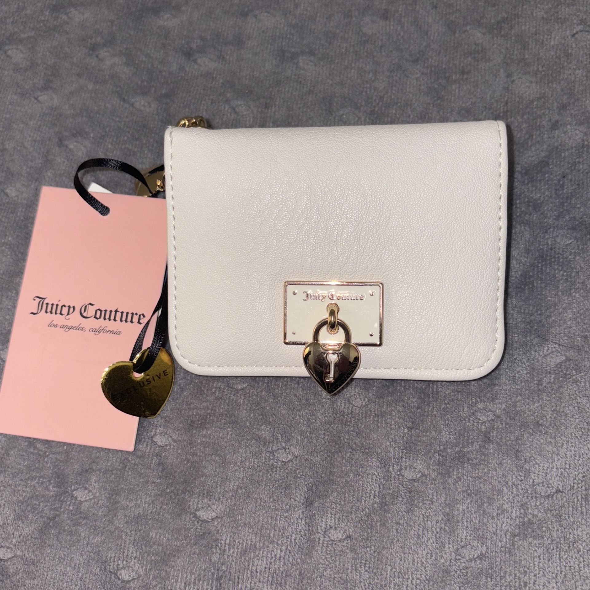 Juicy Couture White Faux Leather Mini Keychain Wallet