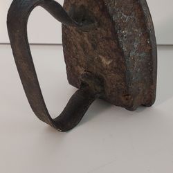 Antique Sad Iron - 1800's?