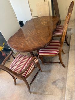 Table and chair set