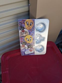 VINTAGE  WILTON MINI PAN