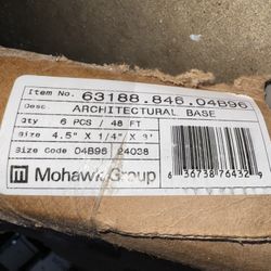 Commercial Rubber Baseboard Molding