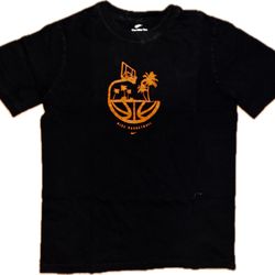 Nike T- Shirts With Graphic Designs