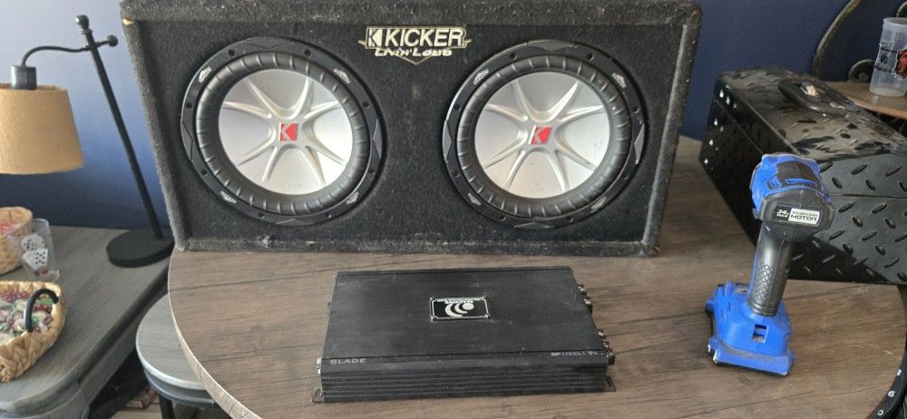10in Kicker Subs/1000w Massive Amp