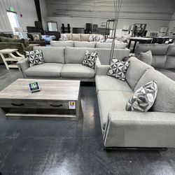 2pc Sofa & Love Seat
