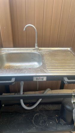 Outdoor sink