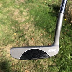 YES! Sophia C-Groove Milled Face Putter