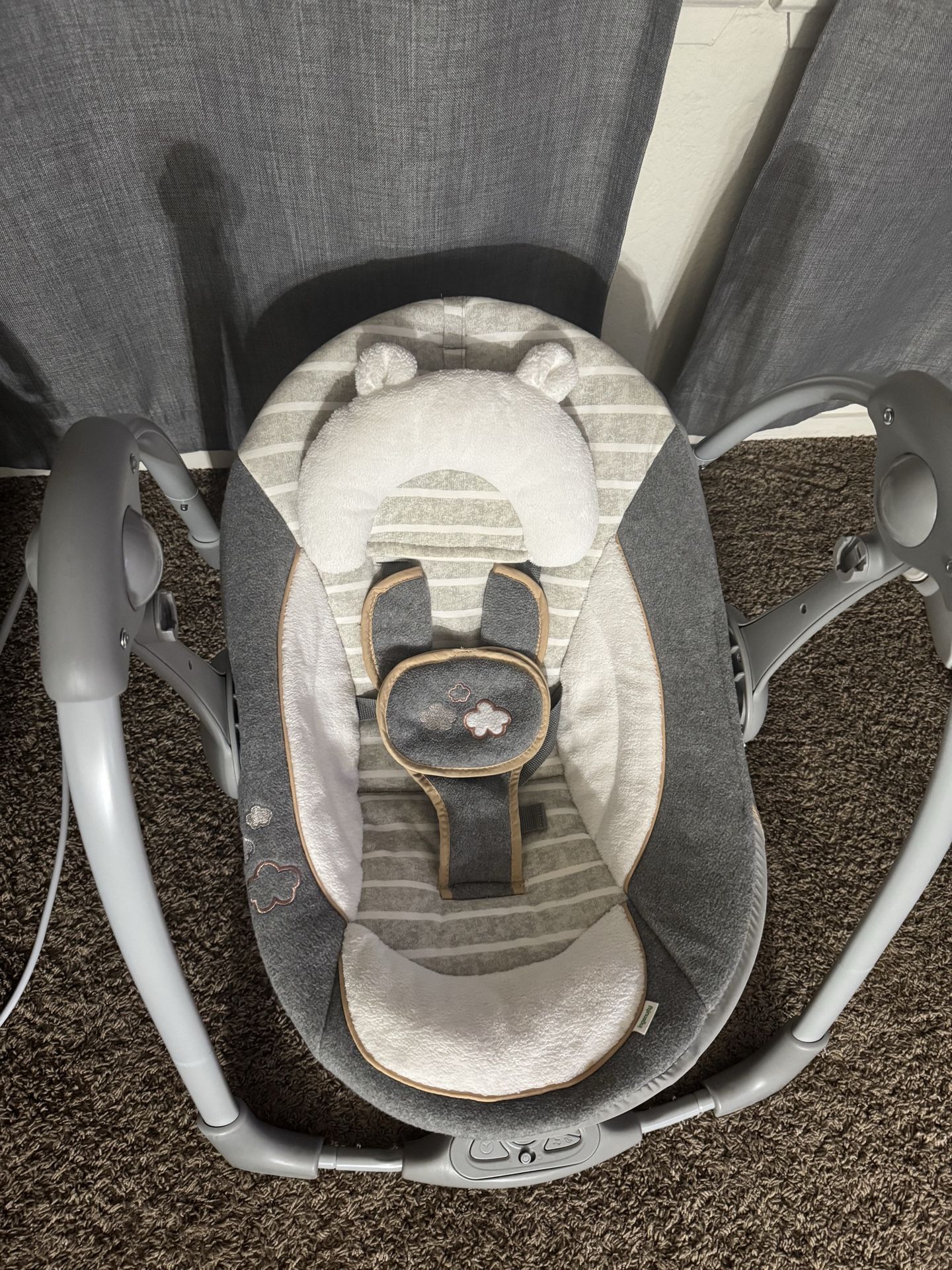 Ingenuity covertme 2 in 1 compact portable automatic baby swing