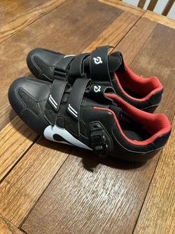 Barely Used Peloton Bike Shoes