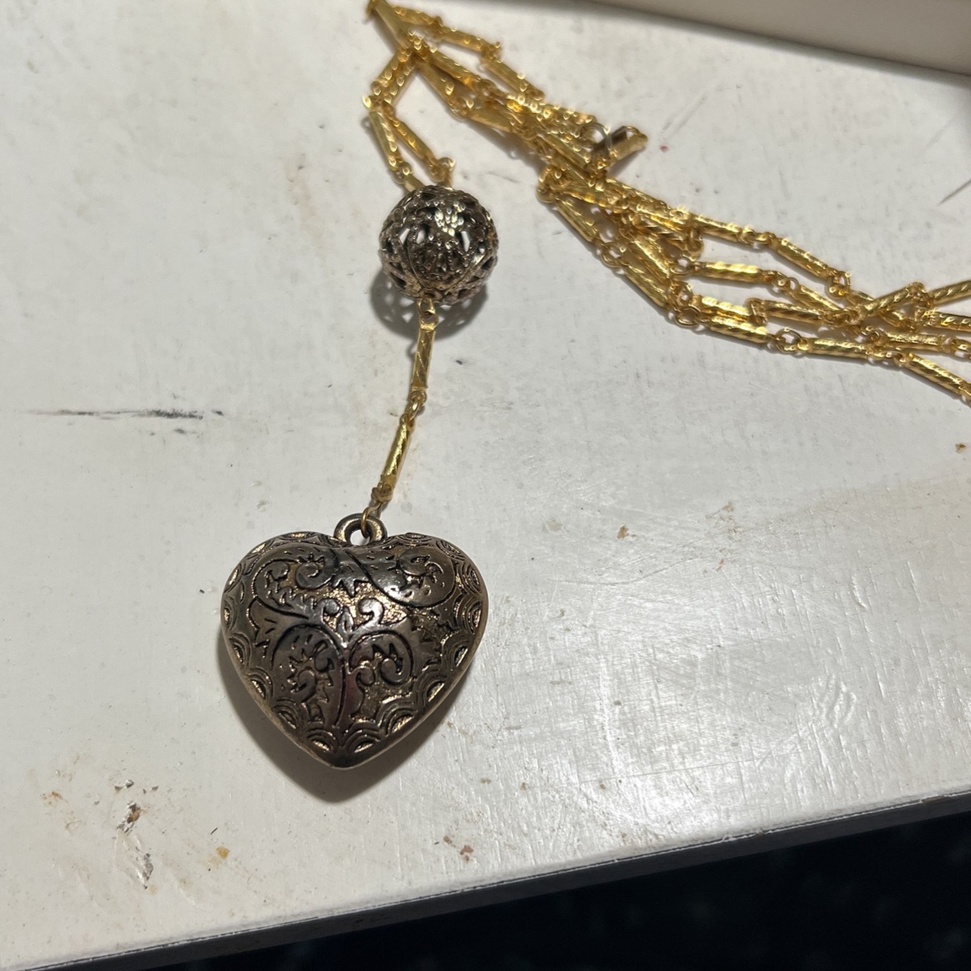 Vintage It is Lane Heart Necklace 