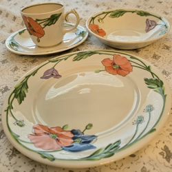 Villeroy & Boch Salad Plate, Bowl, Cup and Saucer "Amapola"