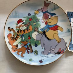 Winnie The Pooh Decorative Plate