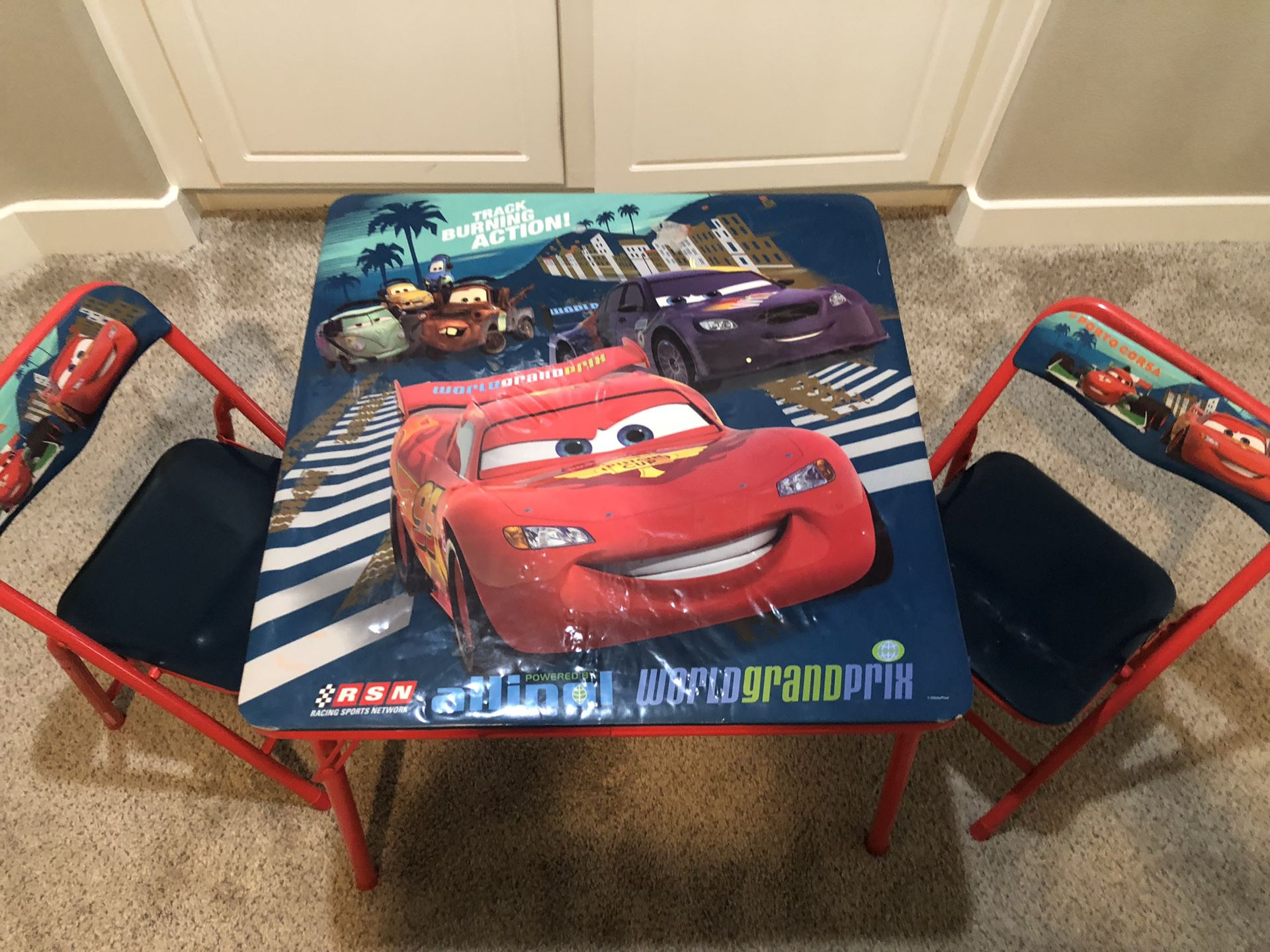 Cars Kid’s Table With 2 Chairs