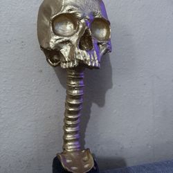 Skull Planter with Spine Stand, Resin Skull Head Flower Succulent Cactus Planter Pots, Skeleton Flower Gothic Vase Decor 
