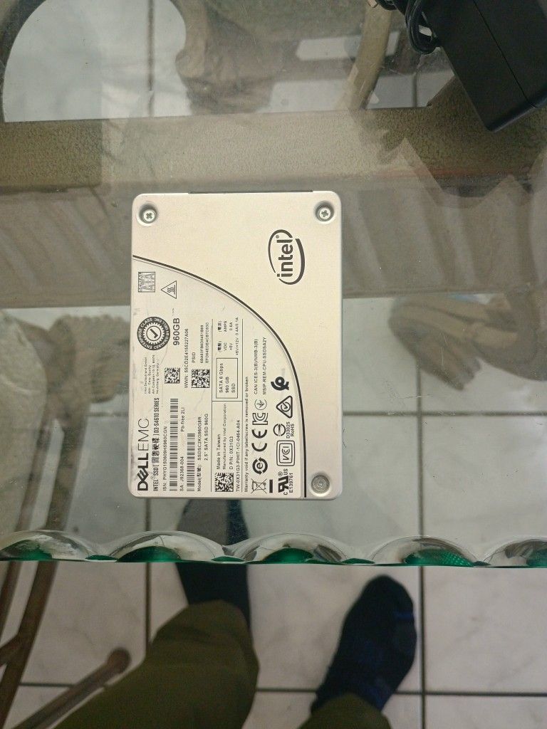 Intel SSD 960GB 2.5 
