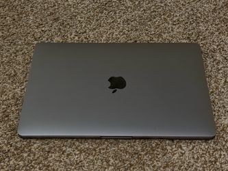 MacBook Pro 13inch 2022 M2