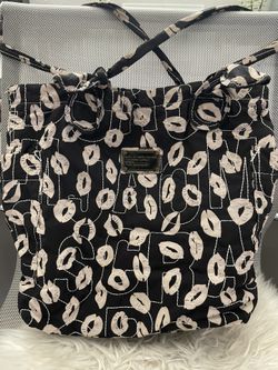 Marc Jacobs Bag (lips)