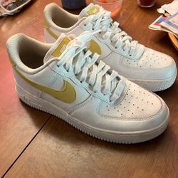 Nike Air Force 1 ‘07 Low White/saturn Gold
