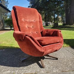 Mid Century Modern Velvet Pod Swivel Lounge Chair Vintage 