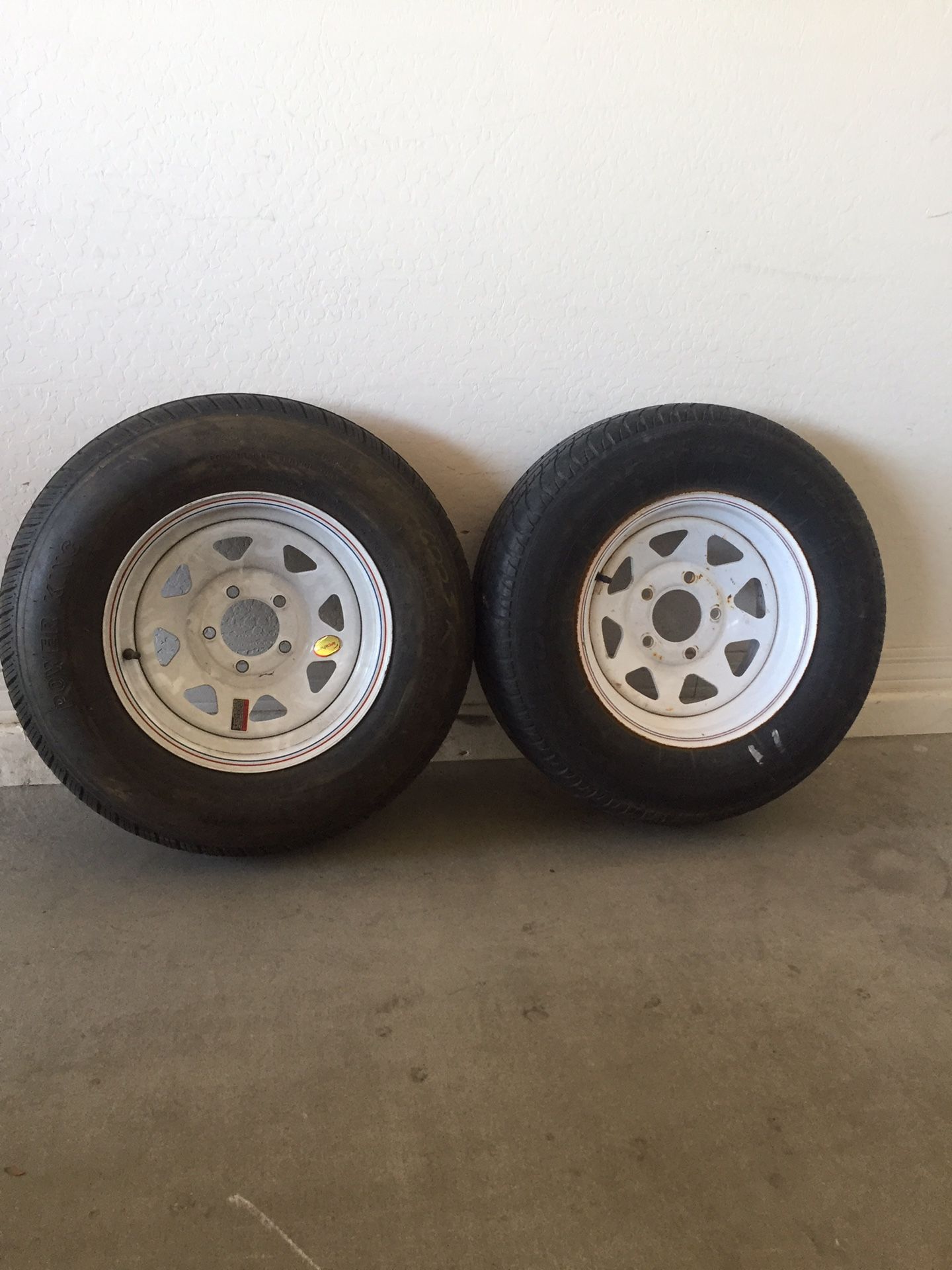 Trailer tire 205/75R14 both tires and Rims are good , boat trailer