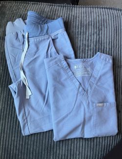 FIGS SCRUB SET