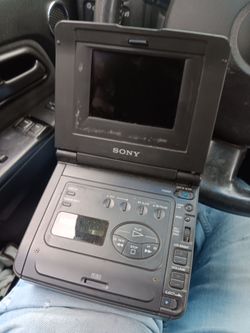 El reproductor de vídeo Sony GV-A500 HI8 8MM Walkman para transferir vídeos de 8 mm a DVD.