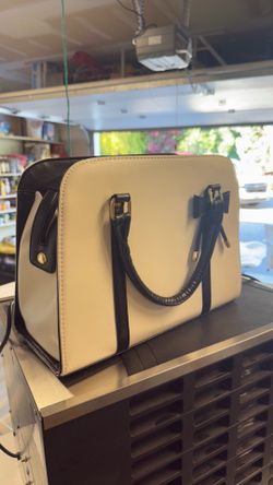 Purse - great condition