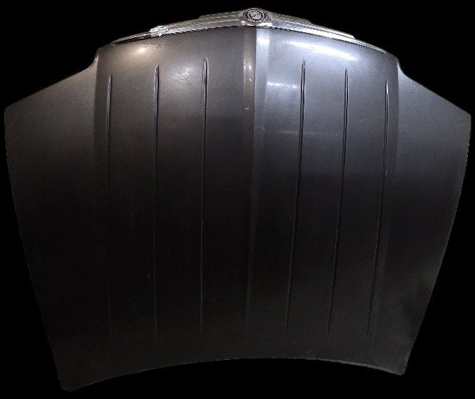 Chrysler Crossfire Hood