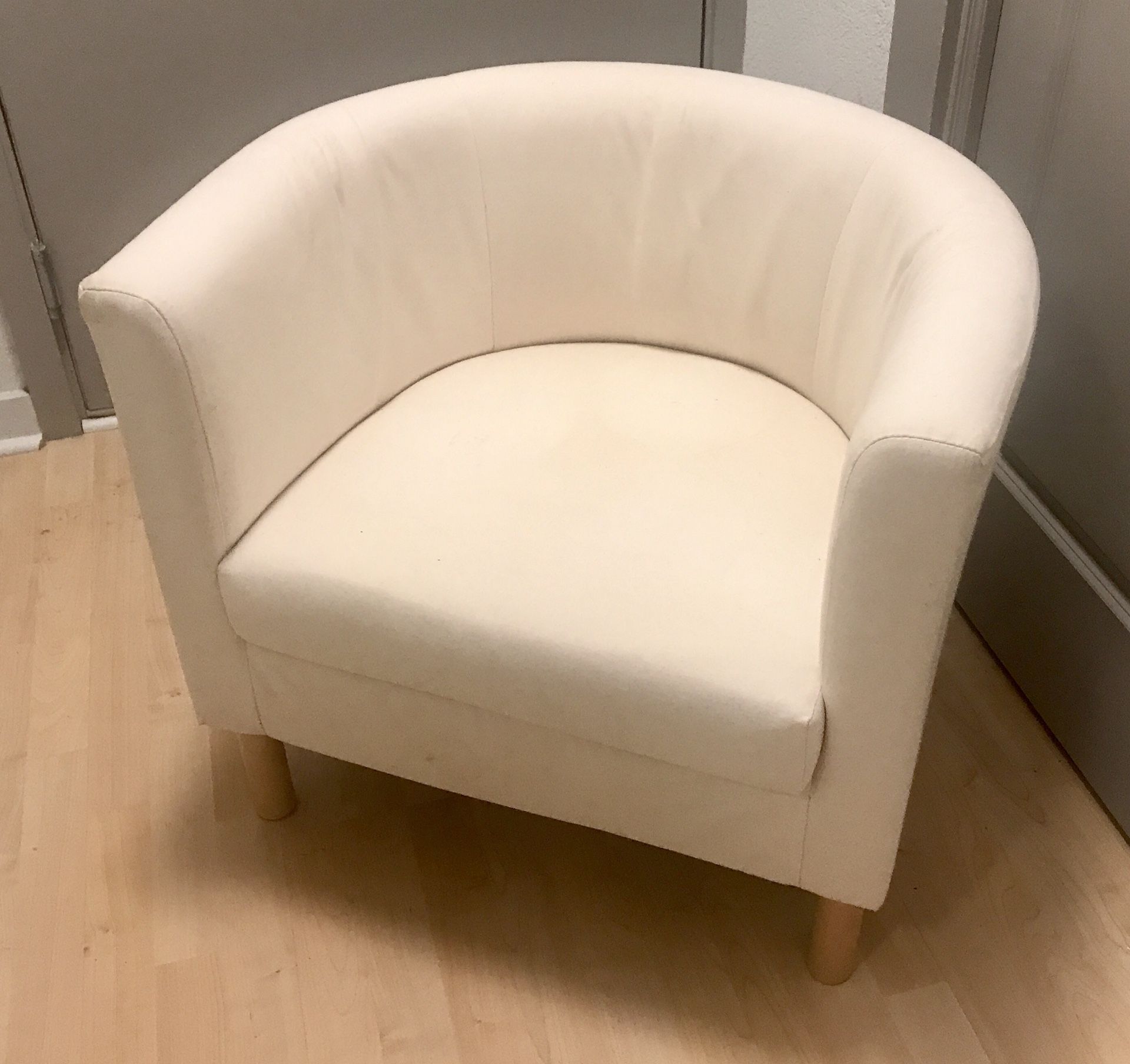 $55 - IKEA Solsta Olarp Bucket / Tub Chair