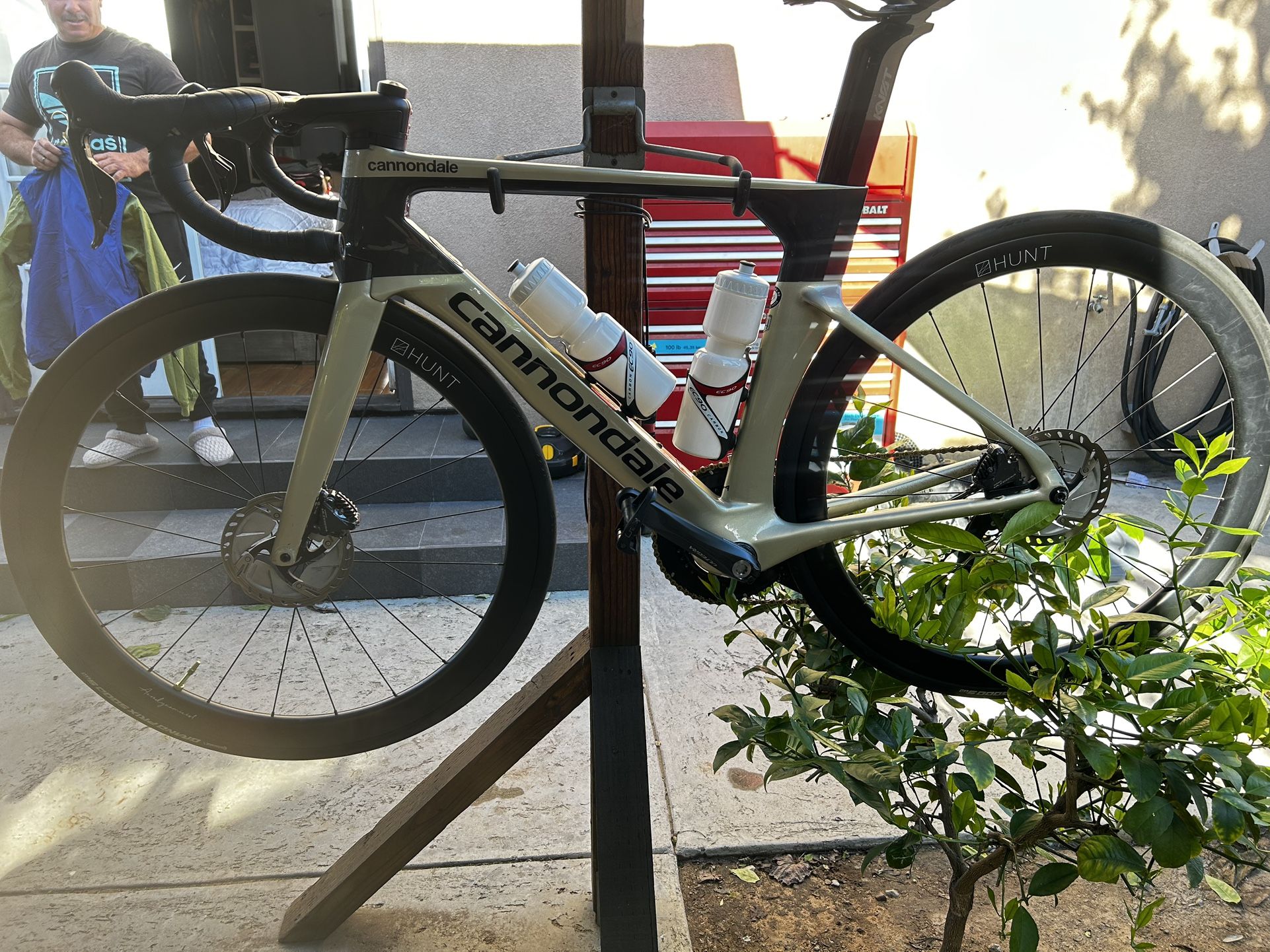 Cannondale systemsix hi-mod Road Bike