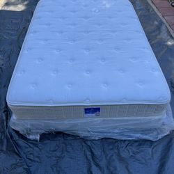 SERTA FULL MATTRESS ONLY