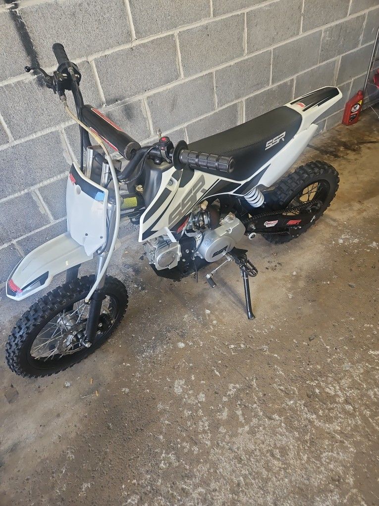 Ssr Dirt Bike