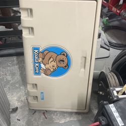 Koala Kare Changing Table