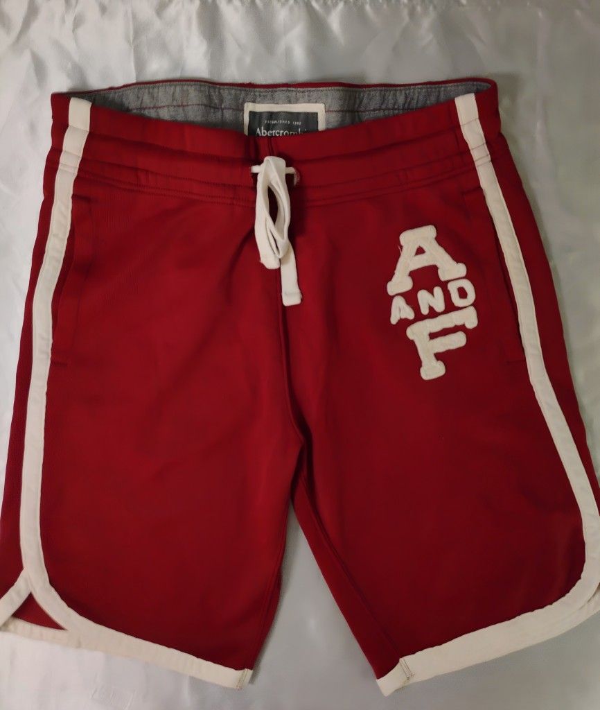 Abercrombie & Fitch Men’s Red Athletic Shorts A&F Logo Trim Size M