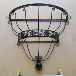 Black/Bronze Large Metal Wall Mount Planter Basket Hanging Plant Holder