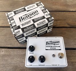 Benson Amps Germanium Fuzz Guitar Effects Pedal (white)