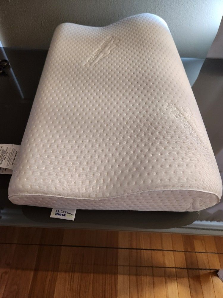 Tempur-Pedic Pillow