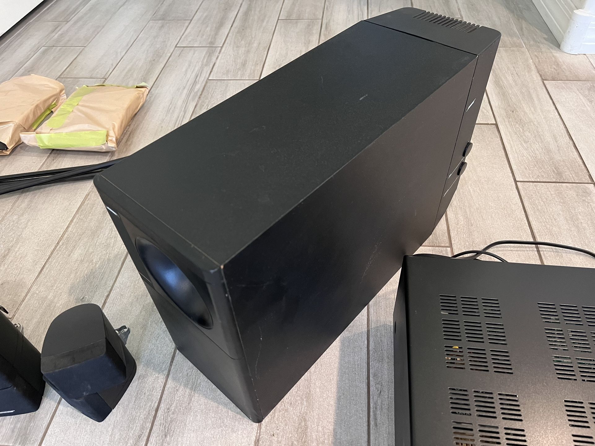 Subwoofer and speakers