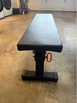 Rogue fitness flat bench