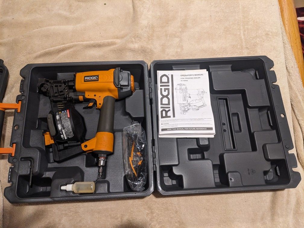 Ridgid Pneumatic, Coil Roof Nailer, 15 Degree 13/4 In. With Case
