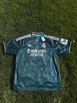 Real madrid 26/27 away kit