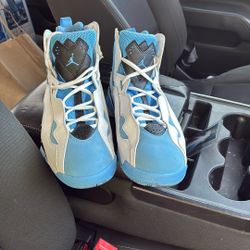 AIR JORDAN True Flight 