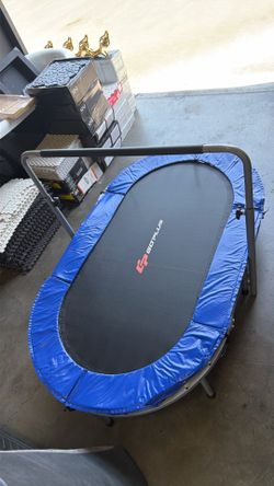 Folding trampoline